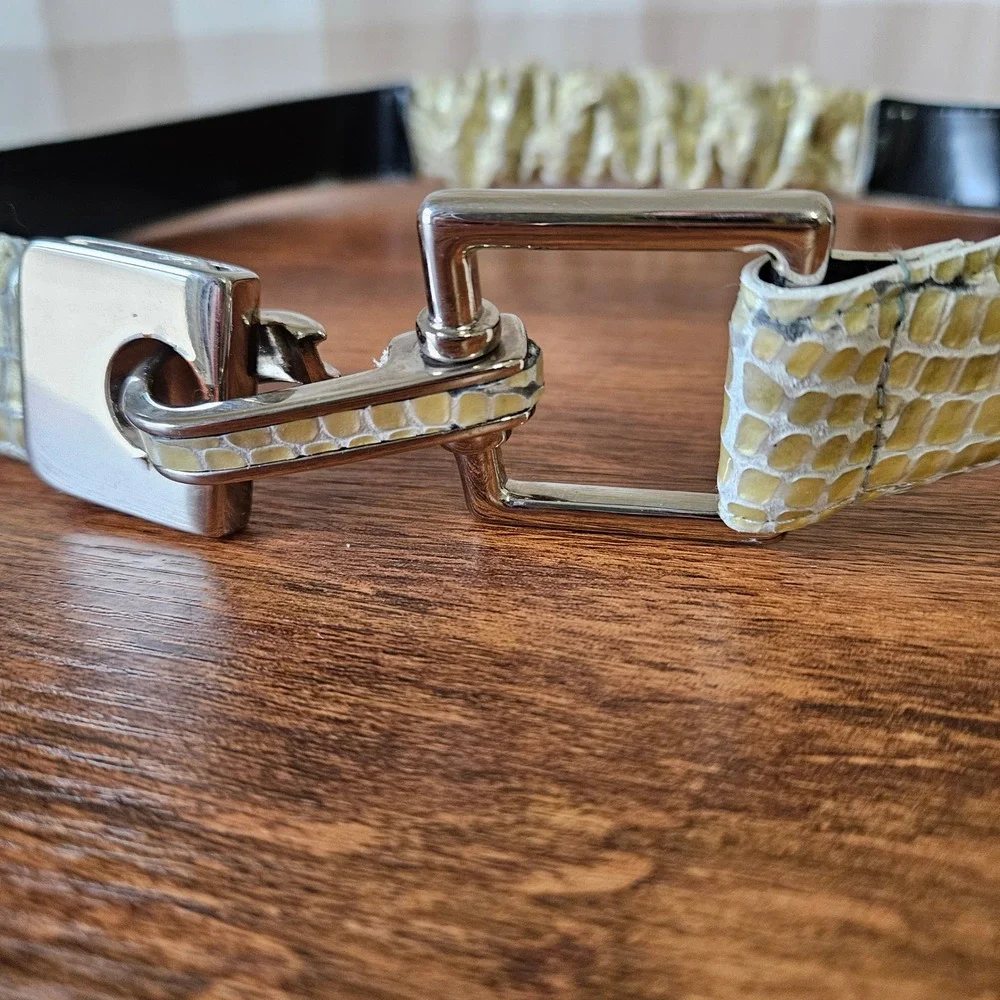Vtg Sandy Duftler Genuine Leather Snake Embossed‎ Elasticated Belt M Hook Buckle